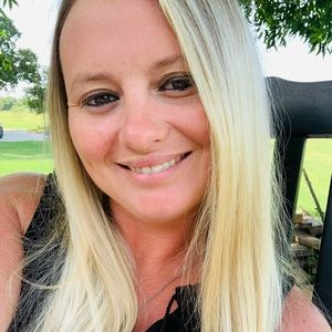 Meet your Posher, Kenzie